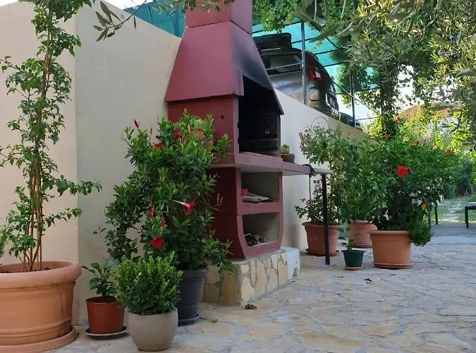 Mira Apartman